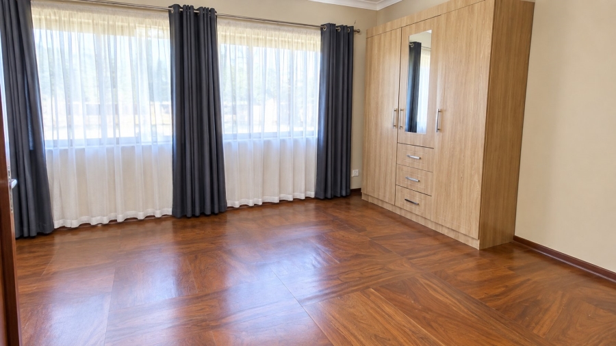 6 Bedroom Property for Sale in Sasolburg Ext 3 Free State